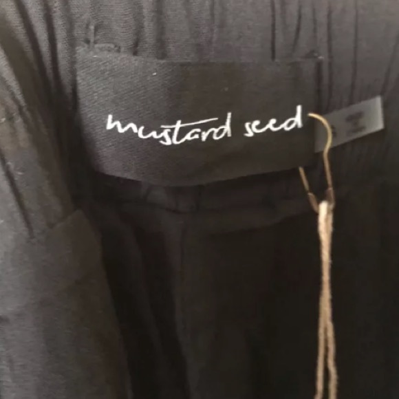 3/30 🏝 Boutique Black Frill Pants NEW - Picture 6 of 7